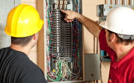 3 Signs It's Time for a Panel Upgrade Thumbnail