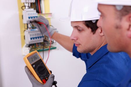 Warning Signs of Electrical Safety Wiring Issues Thumbnail
