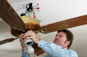 Electrician Removes Ceiling Fan Mennifee